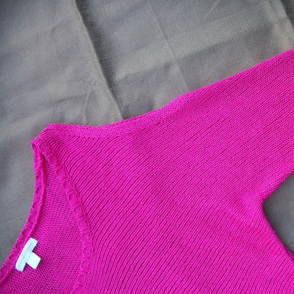 NY & Company Cold Shoulder Doleman Sleeve Top - S - Picture 5 of 8